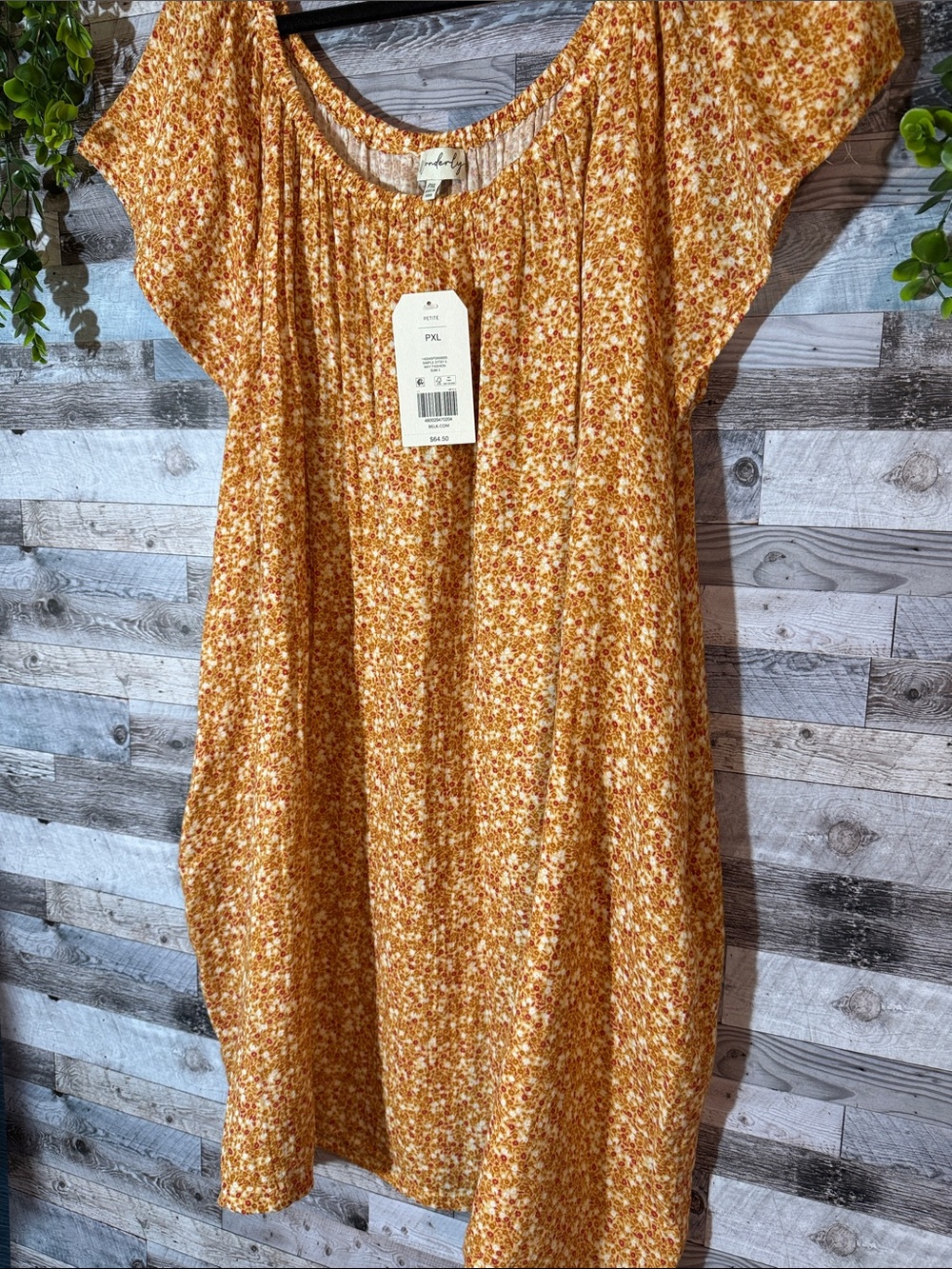 NWT! Wonderly
Petite Flutter Sleeve Printed Dress - Picture 3 of 7